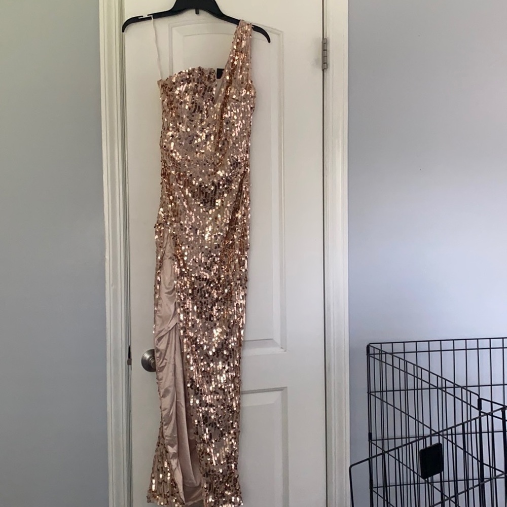 Maxi dress size Small